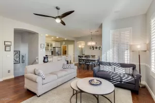 Photo #4: 6144974 Listing