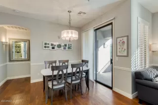 Photo #6: 6144974 Listing