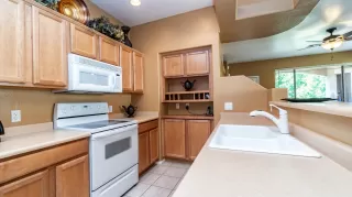 Photo #6: 6145119 Listing