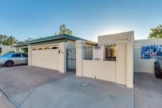 Photo #2: 6145272 Listing