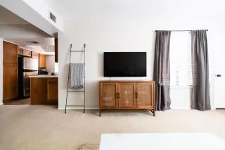 Photo #5: 6145289 Listing 