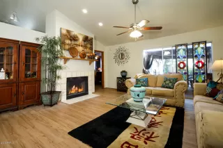 Photo #3: 6145414 Listing