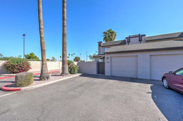 MLS: 6145568 Condo For Sale