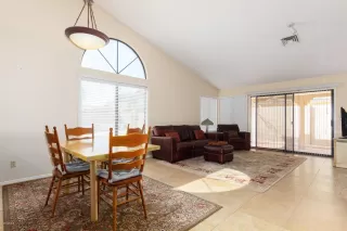 Photo #2: 6145576 Listing