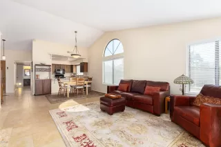 Photo #4: 6145576 Listing