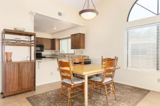 Photo #6: 6145576 Listing