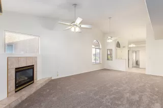 Photo #5: 6145765 Listing