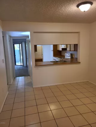 Photo #6: 6145881 Listing