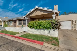 Photo #2: 6145928 Listing