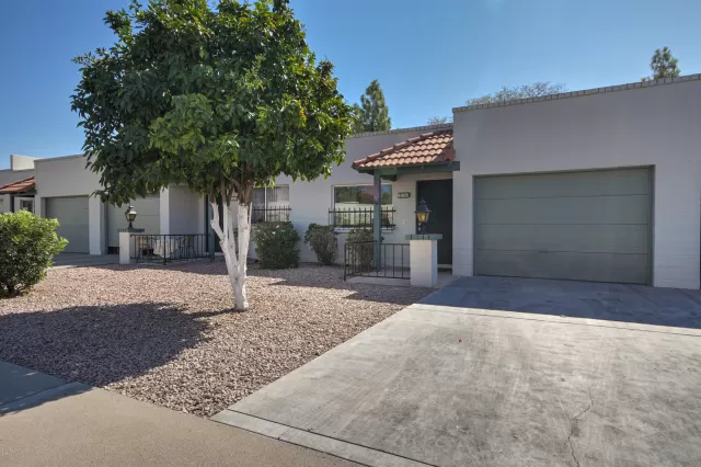 MLS: 6145994 Condo For Sale