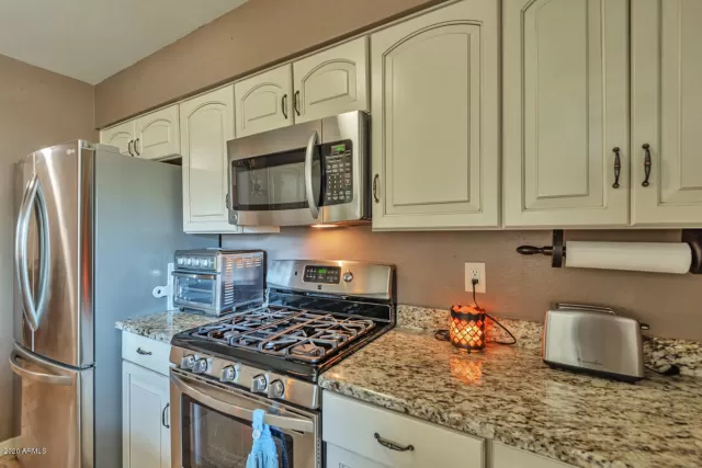 MLS: 6146008 Condo For Sale