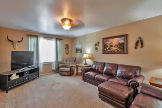 Photo #5: 6146008 Listing