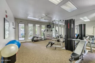 Photo #4: 6146057 Listing