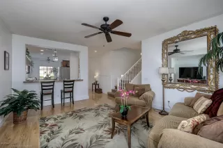 Photo #4: 6146331 Listing