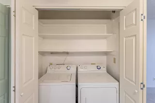 Photo #3: 6146347 Listing