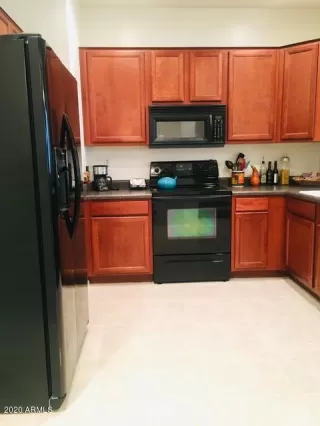 Photo #4: 6146755 Listing