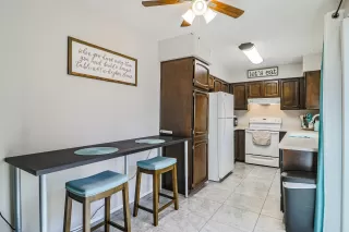 Photo #3: 6146831 Listing