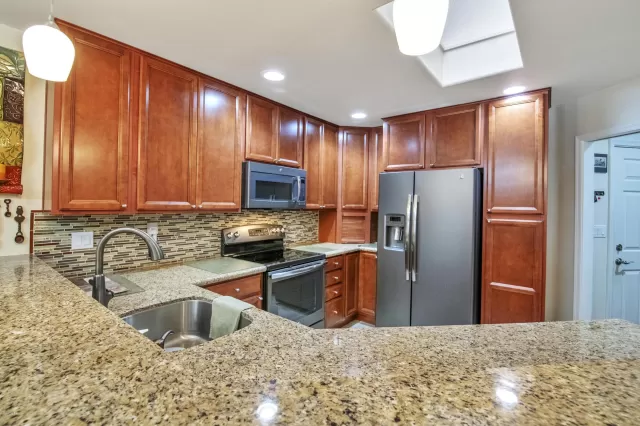 MLS: 6147115 Condo For Sale