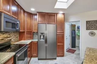Photo #2: 6147115 Listing 