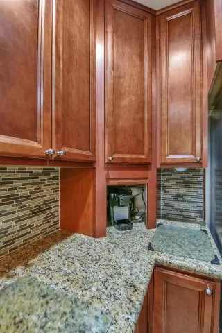 Photo #6: 6147115 Listing 