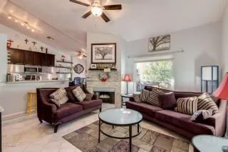 Photo #3: 6147156 Listing