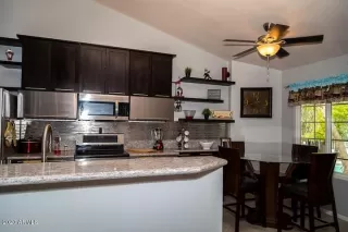 Photo #5: 6147156 Listing