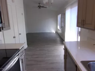 Photo #6: 6147186 Listing