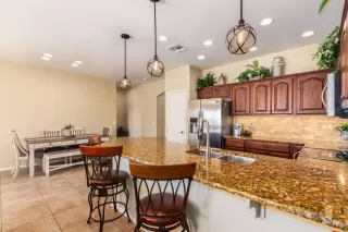 Photo #6: 6147236 Listing