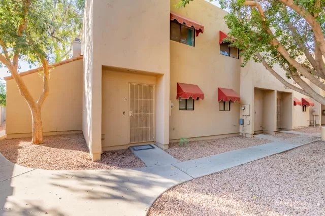 MLS: 6147446 Condo For Sale