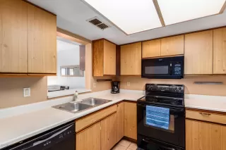 Photo #2: 6147446 Listing