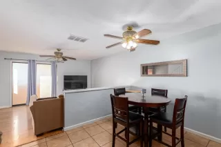 Photo #4: 6147446 Listing