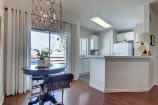 Photo #2: 6147497 Listing