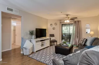 Photo #3: 6147621 Listing