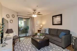 Photo #4: 6147621 Listing