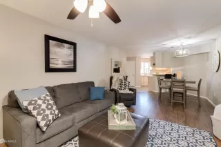 Photo #6: 6147621 Listing