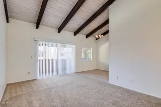 Photo #2: 6148197 Listing
