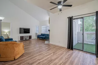 Photo #6: 6148208 Listing