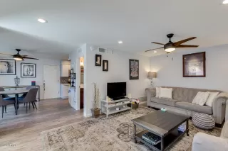 Photo #3: 6148395 Listing