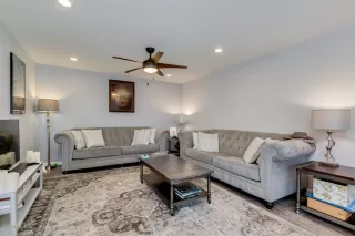Photo #6: 6148395 Listing