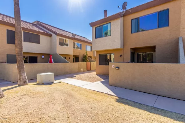 MLS: 6148507 Condo For Sale