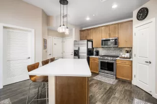 Photo #2: 6148534 Listing 