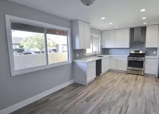 Photo #3: 6149551 Listing