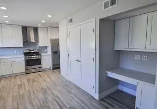 Photo #5: 6149551 Listing