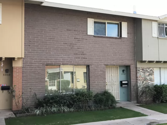 MLS: 6149936 Condo For Sale