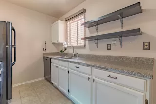 Photo #3: 6150033 Listing 