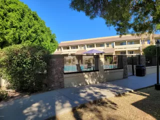 Photo #5: 6150151 Listing