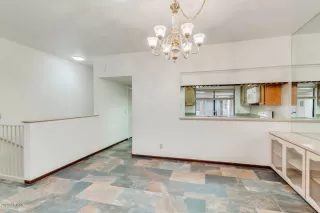 Photo #5: 6150223 Listing 