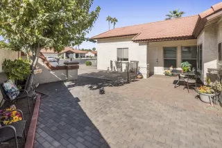 Photo #2: 6150262 Listing 