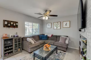 Photo #4: 6150566 Listing 