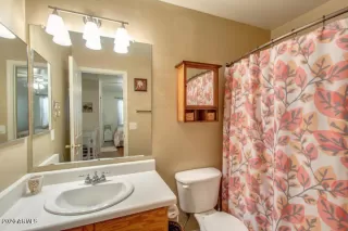 Photo #5: 6150672 Listing